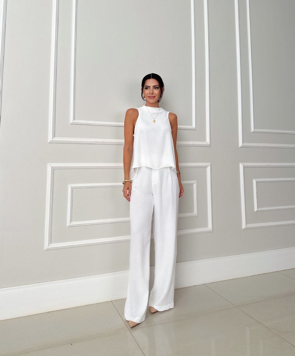 Conjunto Minimalista – Elegância e Conforto para um Estilo Sofisticado [COMPRE 1 LEVE 2]