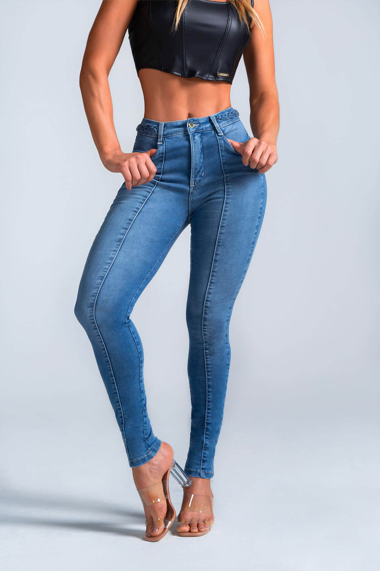 Calça Jeans Modeladora Apaixonante Skinny Cós Alto