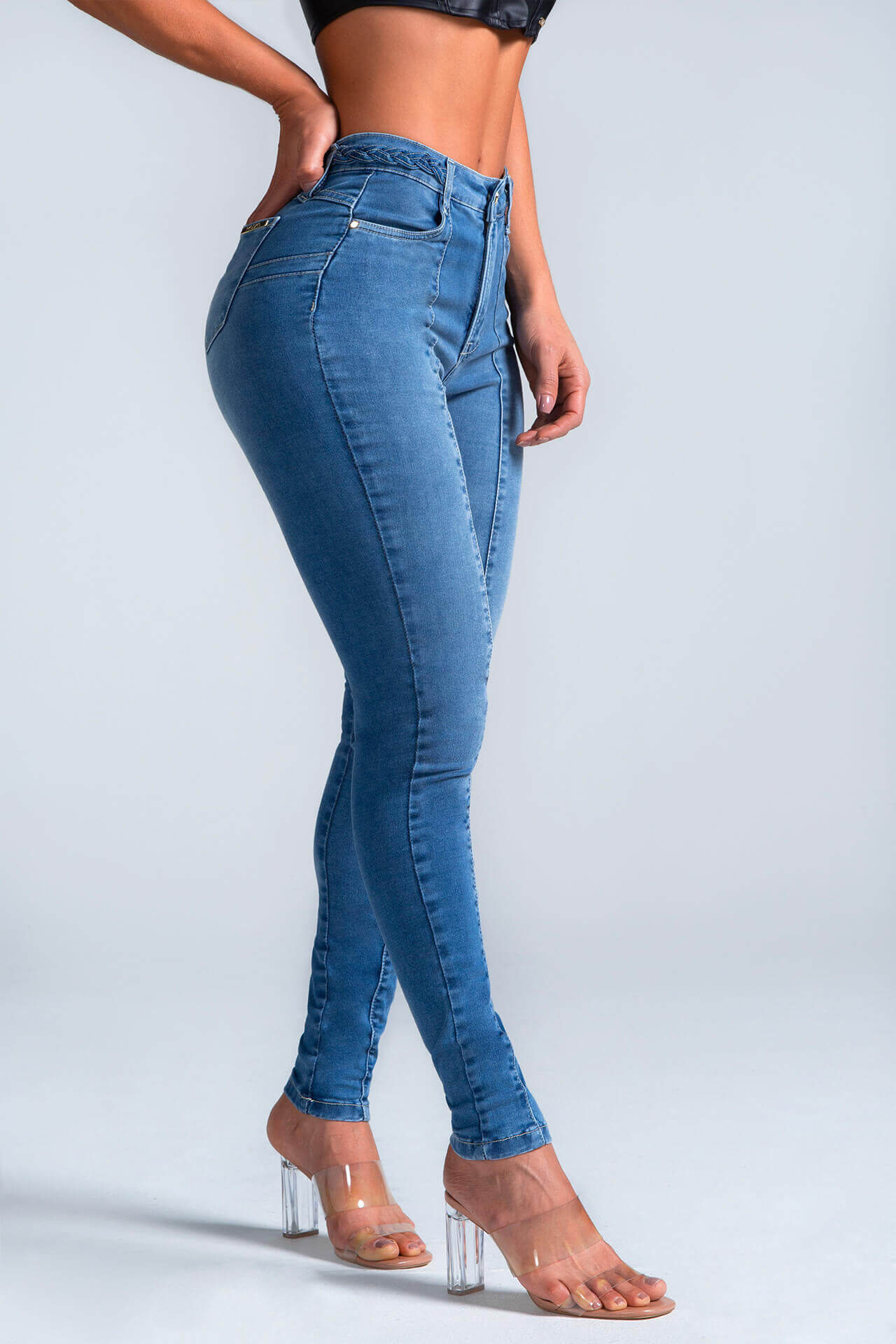 Calça Jeans Modeladora Apaixonante Skinny Cós Alto